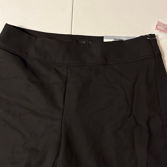 Liz Claiborne classic straight leg black pants. Sz 4 - Picture 2 of 7